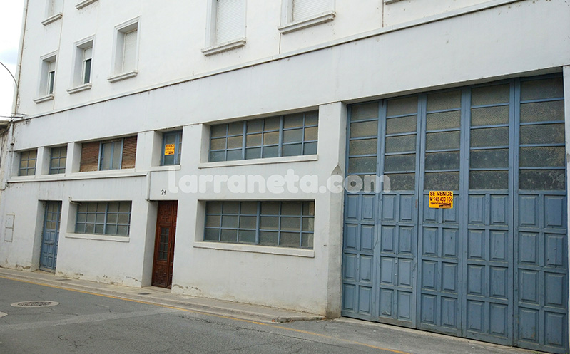 Asesoría Larrañeta inmobiliaria en Sangüesa Navarra local en Avenida Príncipe de Viana 24