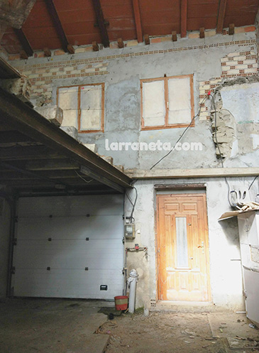Asesoría Larrañeta inmobiliaria en Sangüesa Navarra casa con patio en venta en Fermina de Ripalda 19